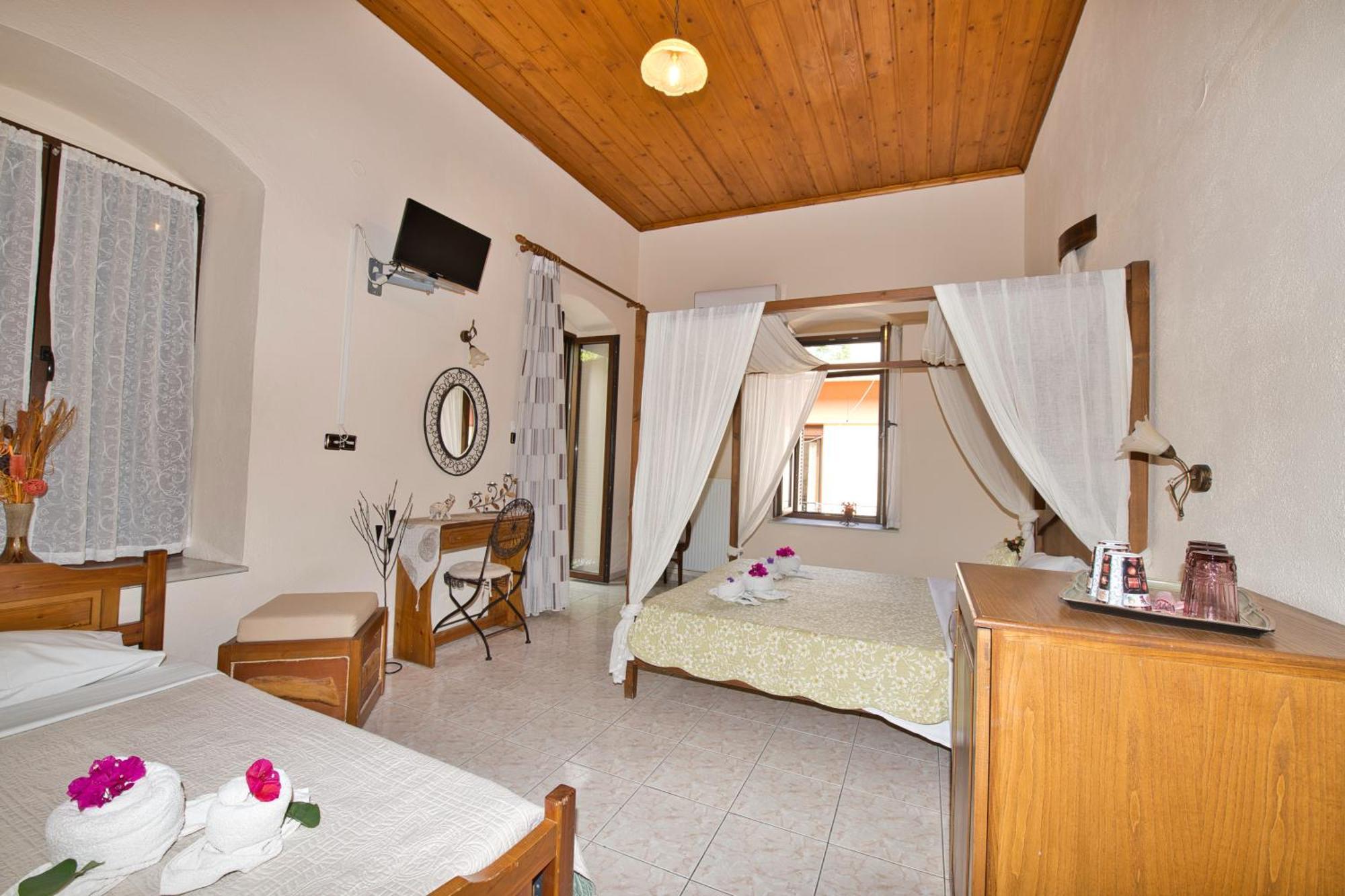 Naftilos Guest House Kala Nera Exterior photo